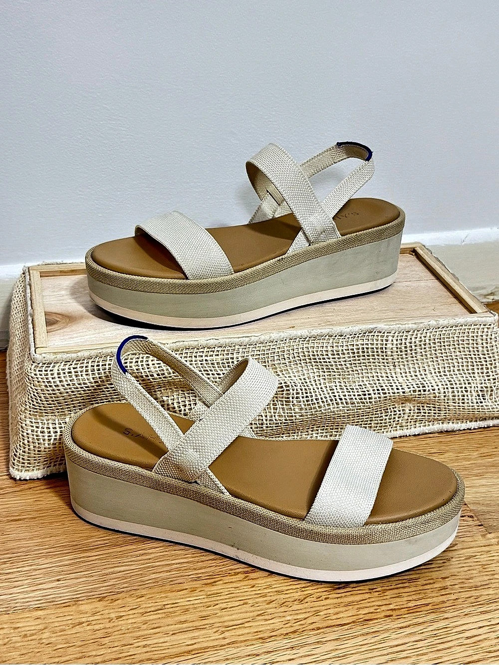 Rothy’s Women’s Platform Sandals Size 8 Cream Beige Slingback Flatform